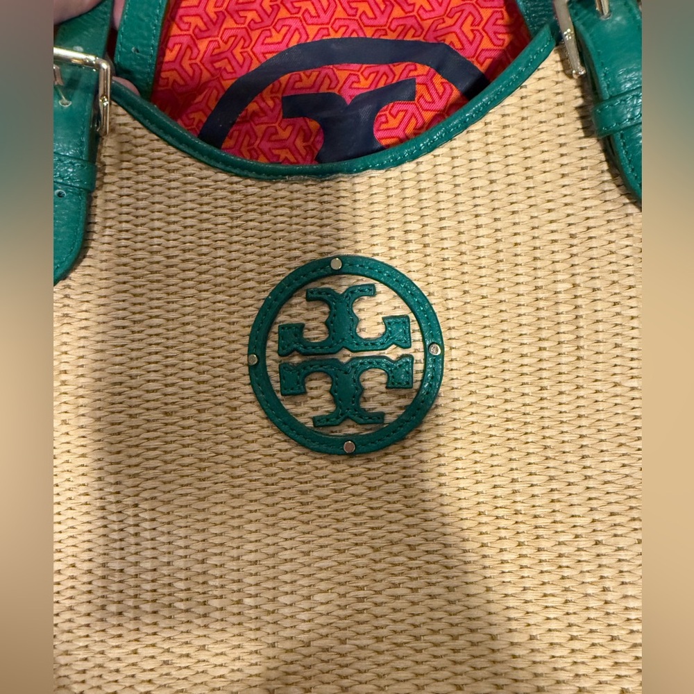 Tory Burch Green Leather and Rafia Shoulder Bag - Picture 2 of 5